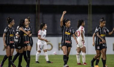 Corinthians goleia e está na decisão da Libertadores Feminina