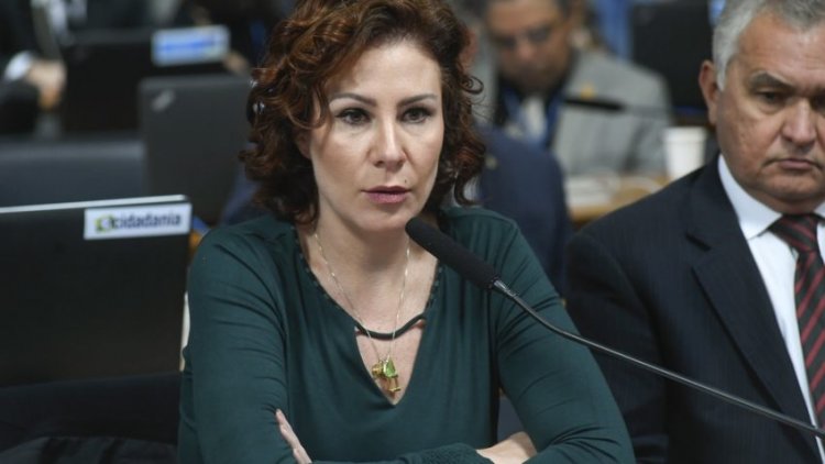 Carla Zambelli é presa na Itália